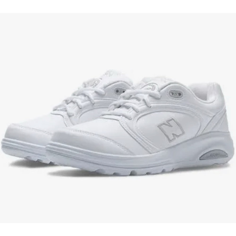 New Balance Women's 812 Rollbar Walking Shoes, Size 8.5D Wide White, Made in USA